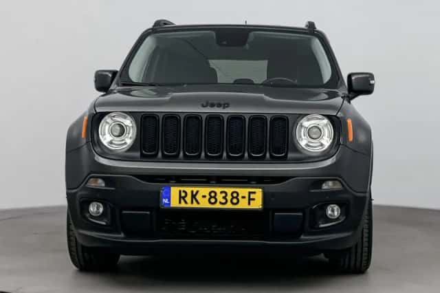 Jeep Renegade (2017) thumbnail 5