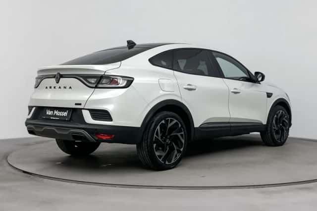 Renault Arkana (2024) thumbnail 4