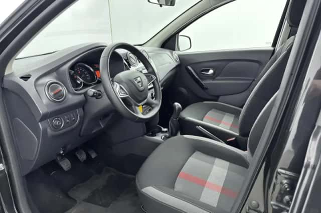 Dacia Logan (2020) thumbnail 8