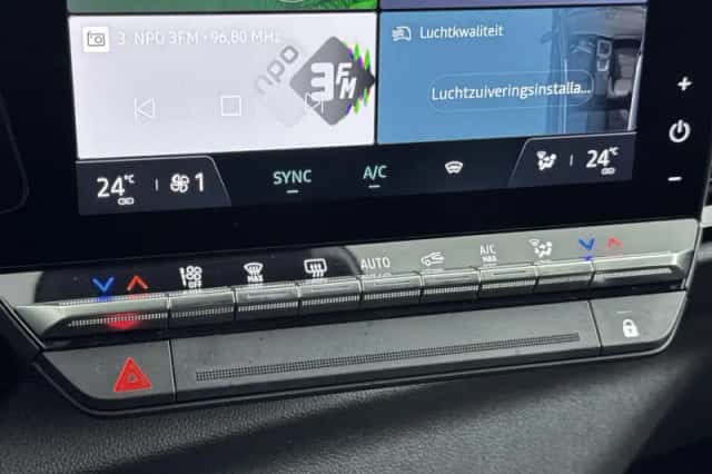 Renault Austral (2023) thumbnail 15