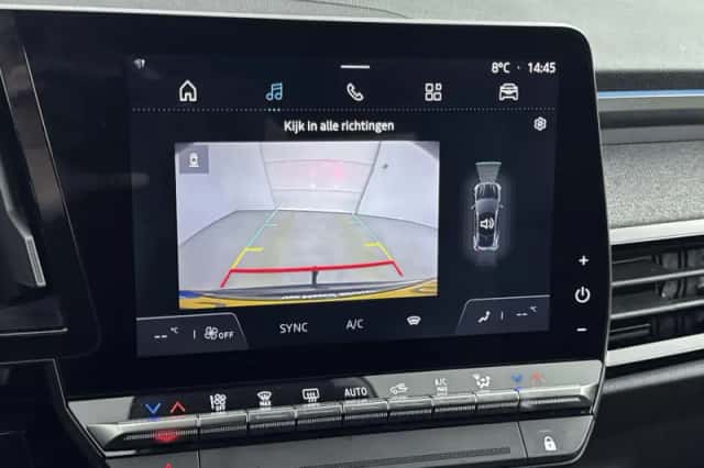 Renault Austral (2023) thumbnail 10