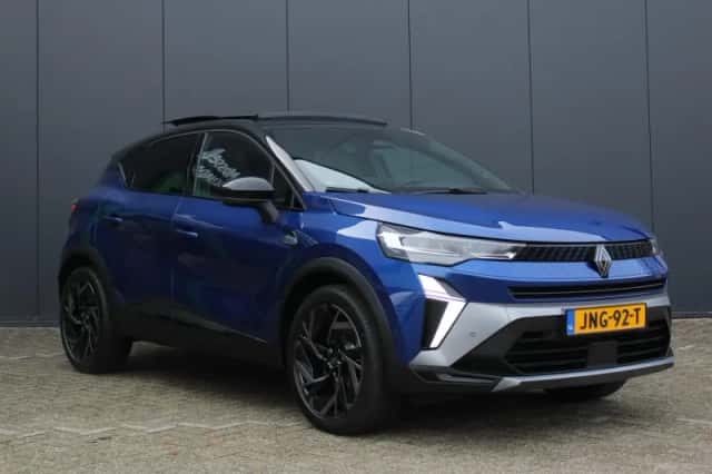 Renault Captur (2025) thumbnail 3