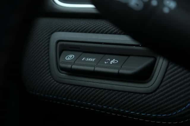 Renault Captur (2025) thumbnail 33