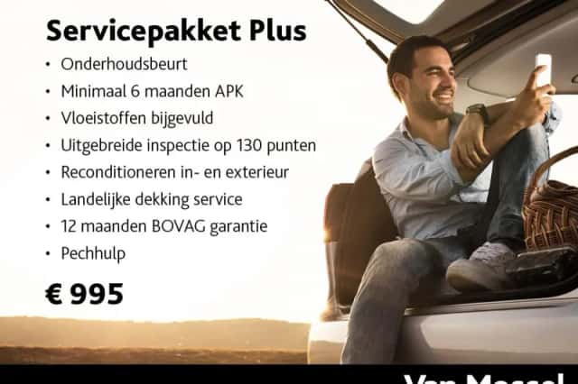 MINI Cabrio (2011) thumbnail 4