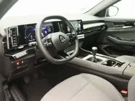 Renault Austral (2023) thumbnail 21