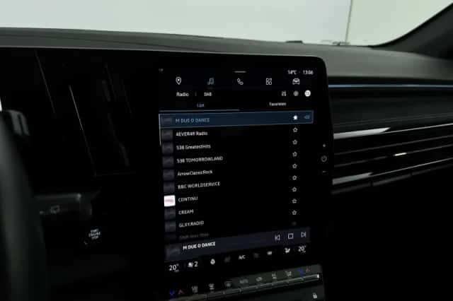 Renault Austral (2024) thumbnail 11