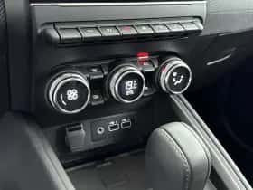 Renault Clio (2024) thumbnail 17