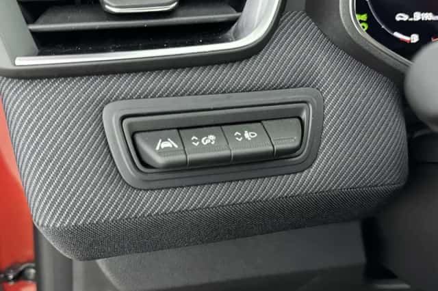 Renault Clio (2024) thumbnail 22