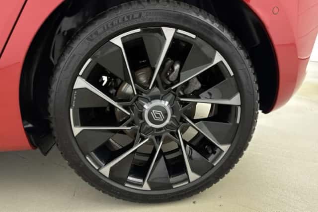 Renault Clio (2024) thumbnail 6