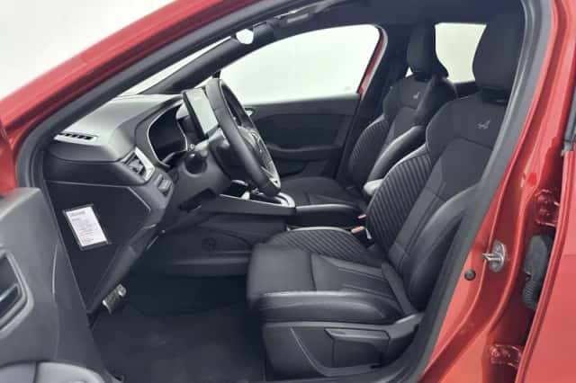 Renault Clio (2024) thumbnail 7