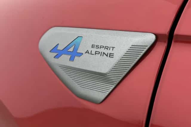 Renault Clio (2024) thumbnail 8