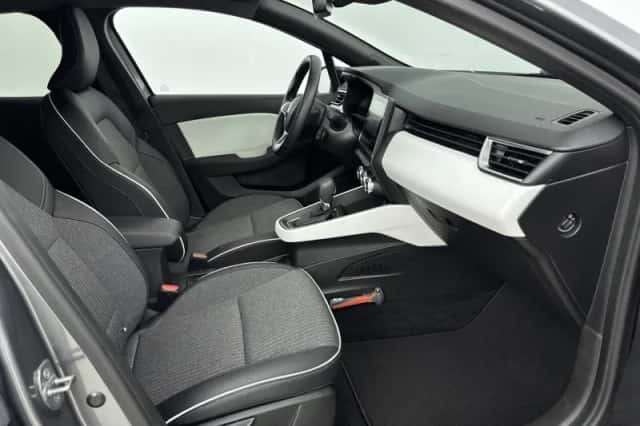 Renault Clio (2023) thumbnail 22