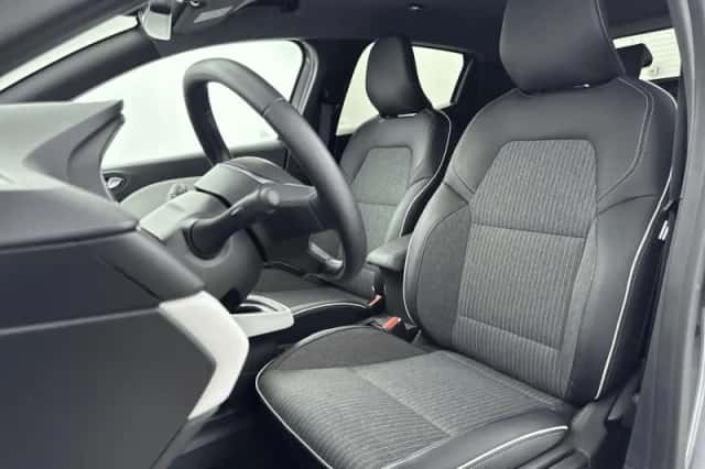 Renault Clio (2023) thumbnail 28