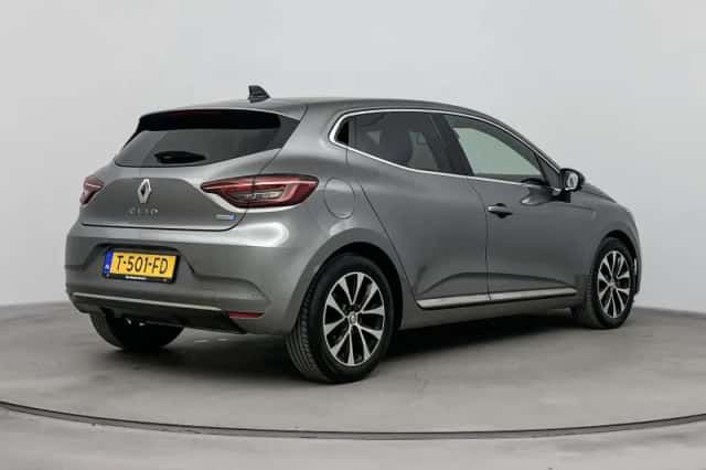 Renault Clio (2023) thumbnail 4