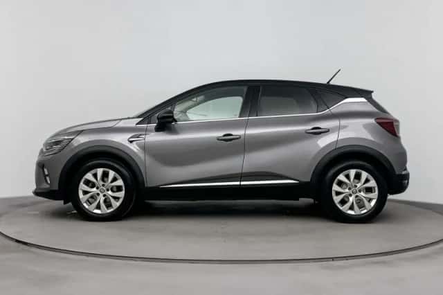 Renault Captur (2021) thumbnail 2
