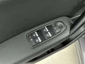 Renault Captur (2021) thumbnail 15