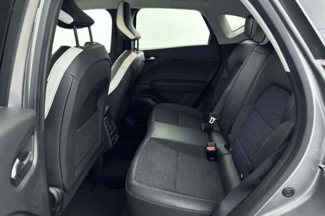 Renault Captur (2021) thumbnail 24