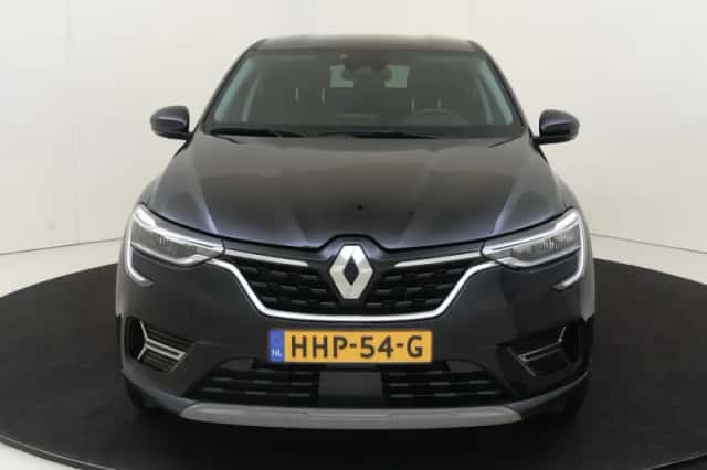 Renault Arkana (2023) thumbnail 6