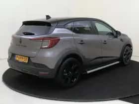 Renault Captur (2022) thumbnail 4