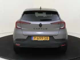 Renault Captur (2022) thumbnail 7