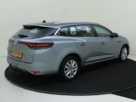 Renault Mégane (2021) thumbnail 4