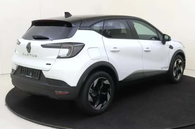 Renault Captur (2026) thumbnail 4