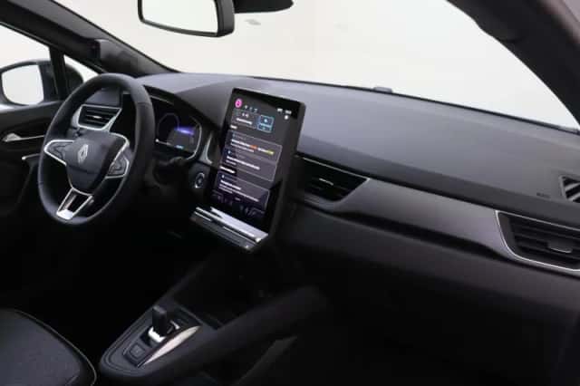 Renault Captur (2026) thumbnail 5