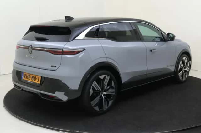 Renault Mégane E-Tech (2026) thumbnail 4