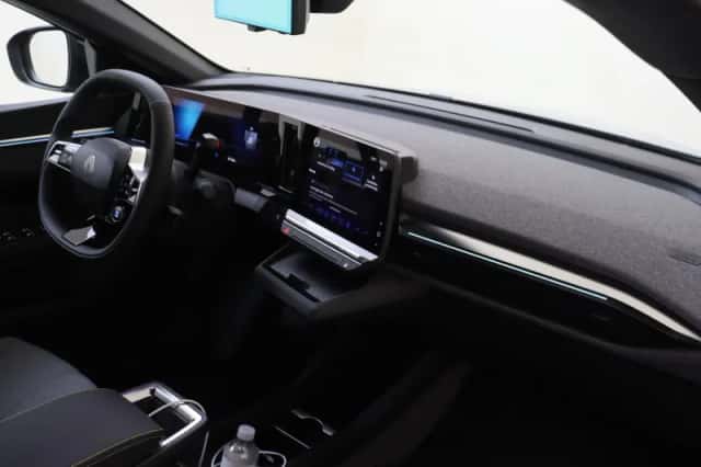 Renault Mégane E-Tech (2026) thumbnail 5