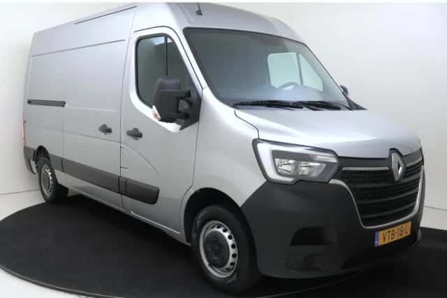 Renault Master (2022) thumbnail 2