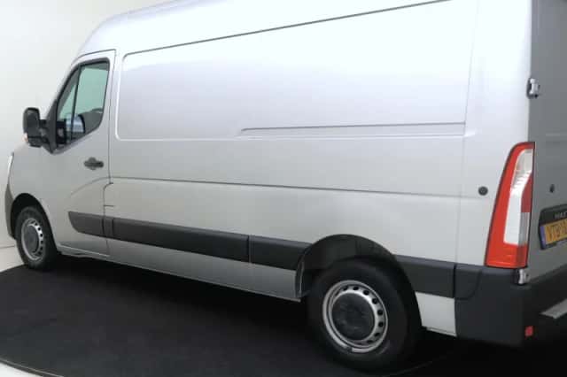 Renault Master (2022) thumbnail 3