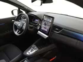 Renault Captur (2025) thumbnail 4