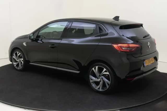 Renault Clio (2022) thumbnail 3