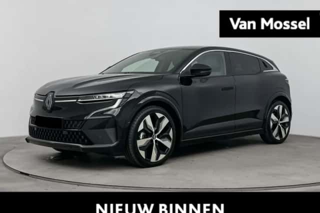 Renault Mégane E-Tech (2025) thumbnail 1