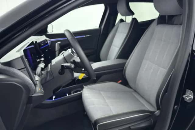 Renault Mégane E-Tech (2025) thumbnail 6
