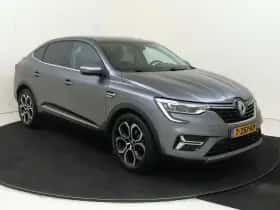 Renault Arkana (2023) thumbnail 2
