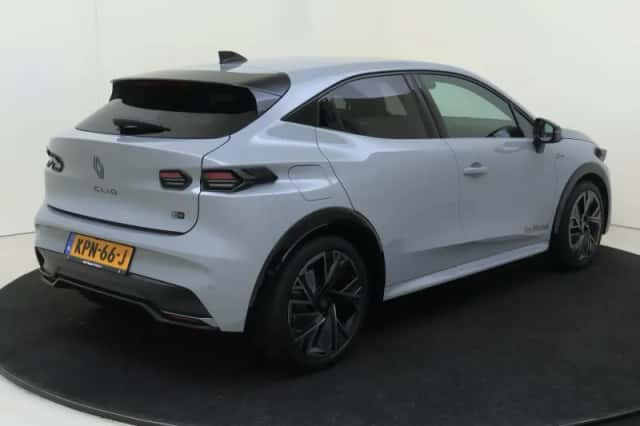 Renault Clio (2026) thumbnail 4