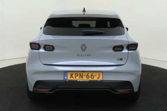 Renault Clio (2026) thumbnail 6