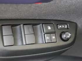 Toyota Yaris (2022) thumbnail 28