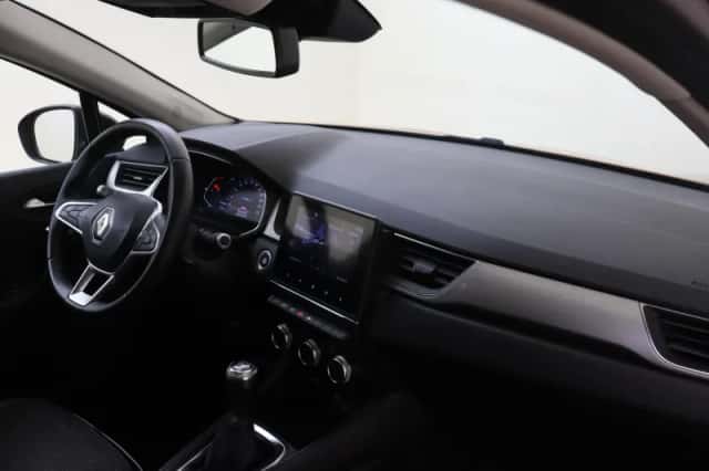 Renault Captur (2021) thumbnail 5