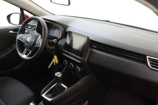 Renault Clio (2021) thumbnail 5
