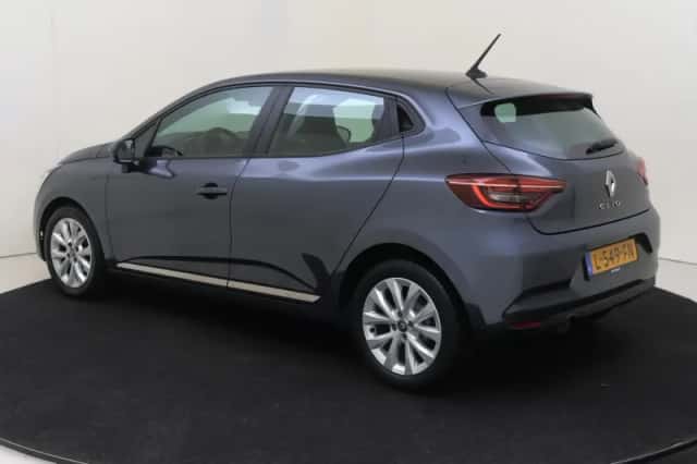 Renault Clio (2021) thumbnail 3