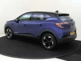 Renault Captur (2025) thumbnail 3