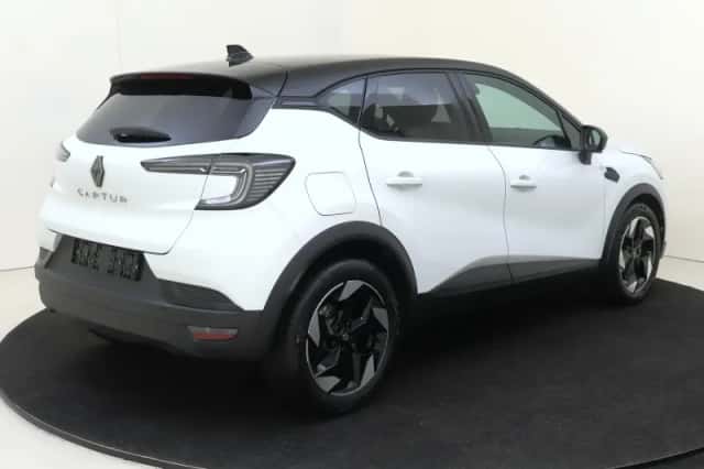 Renault Captur (2025) thumbnail 4