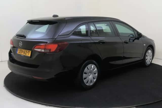 Opel Astra (2020) thumbnail 4