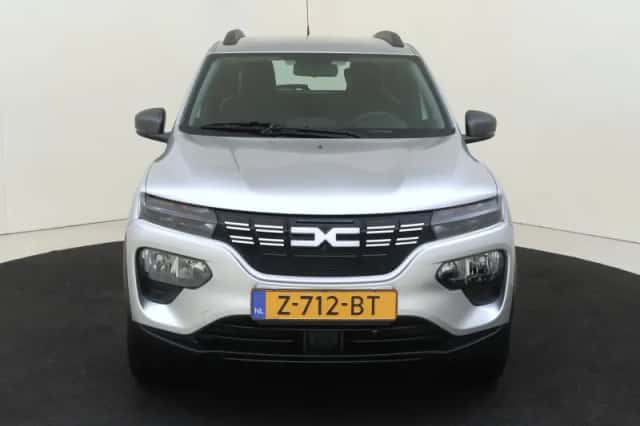 Dacia Spring (2024) thumbnail 6