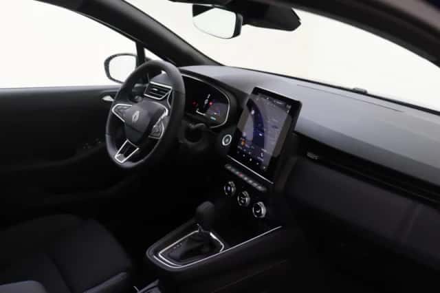 Renault Clio (2025) thumbnail 4