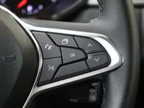 Renault Captur (2023) thumbnail 14