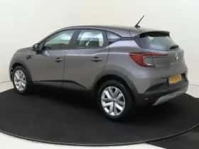 Renault Captur (2023) thumbnail 3