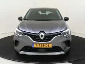 Renault Captur (2023) thumbnail 6